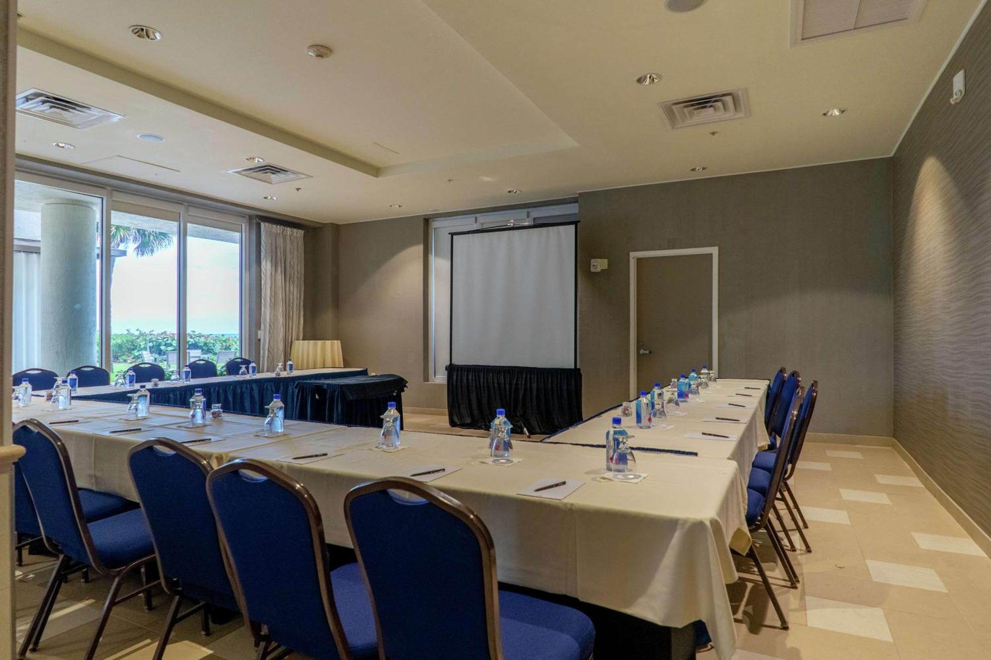 Hilton Melbourne Beach Oceanfront Buitenkant foto