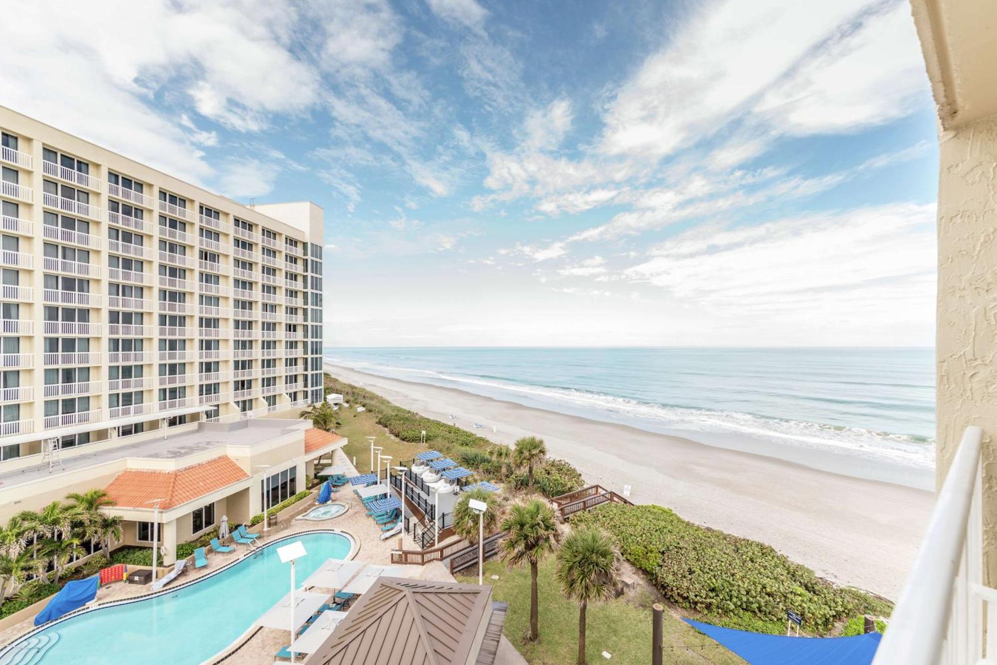 Hilton Melbourne Beach Oceanfront Buitenkant foto