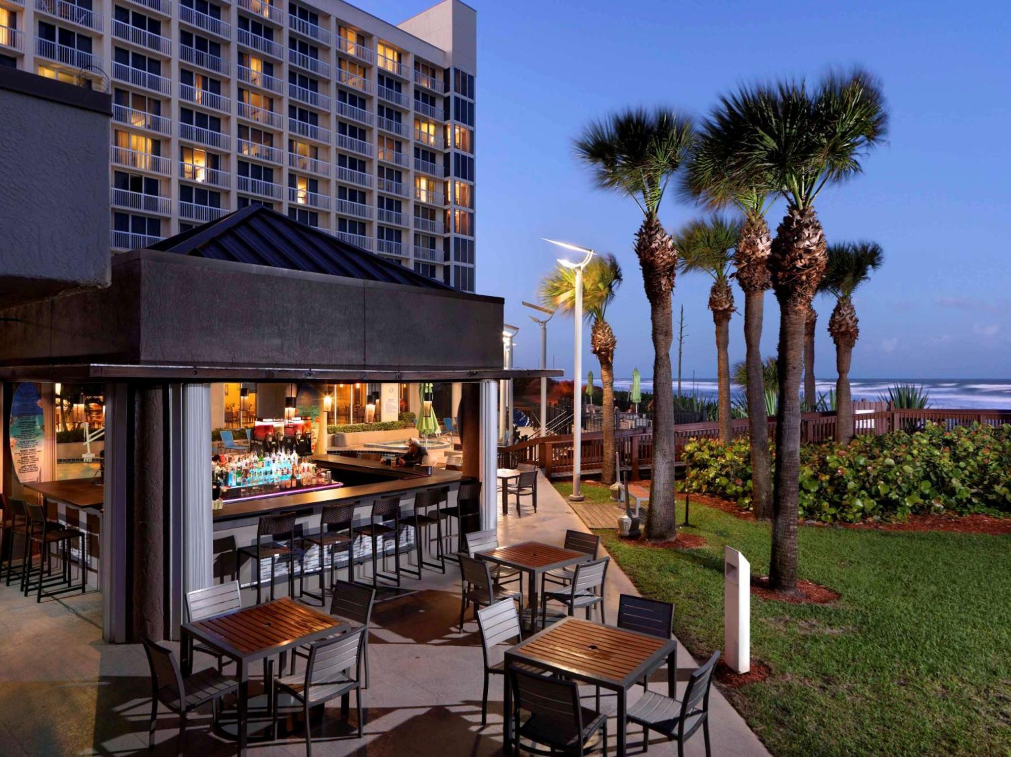 Hilton Melbourne Beach Oceanfront Buitenkant foto
