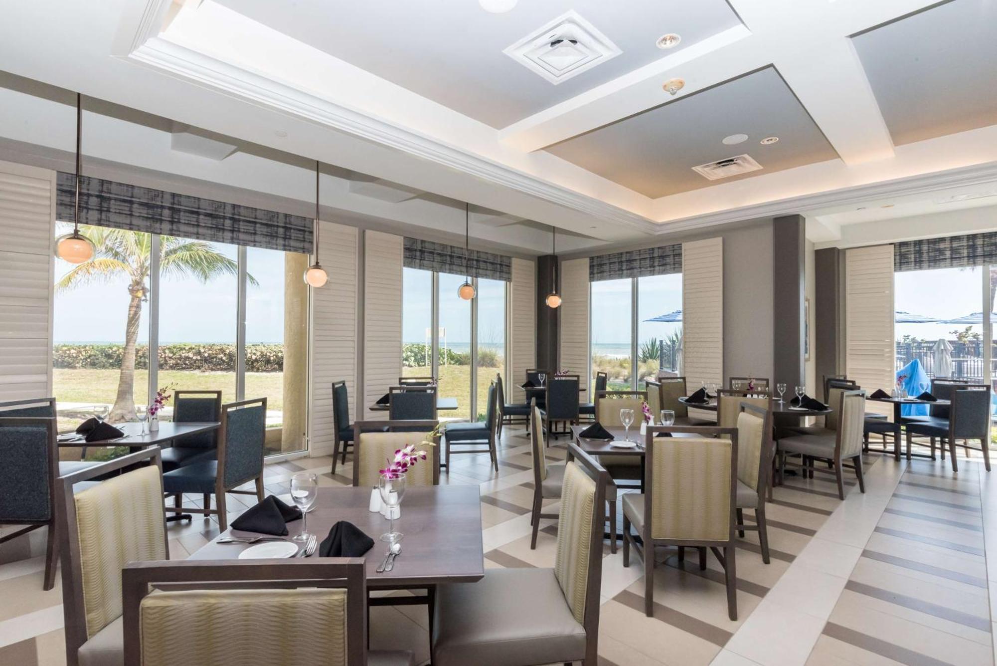 Hilton Melbourne Beach Oceanfront Buitenkant foto