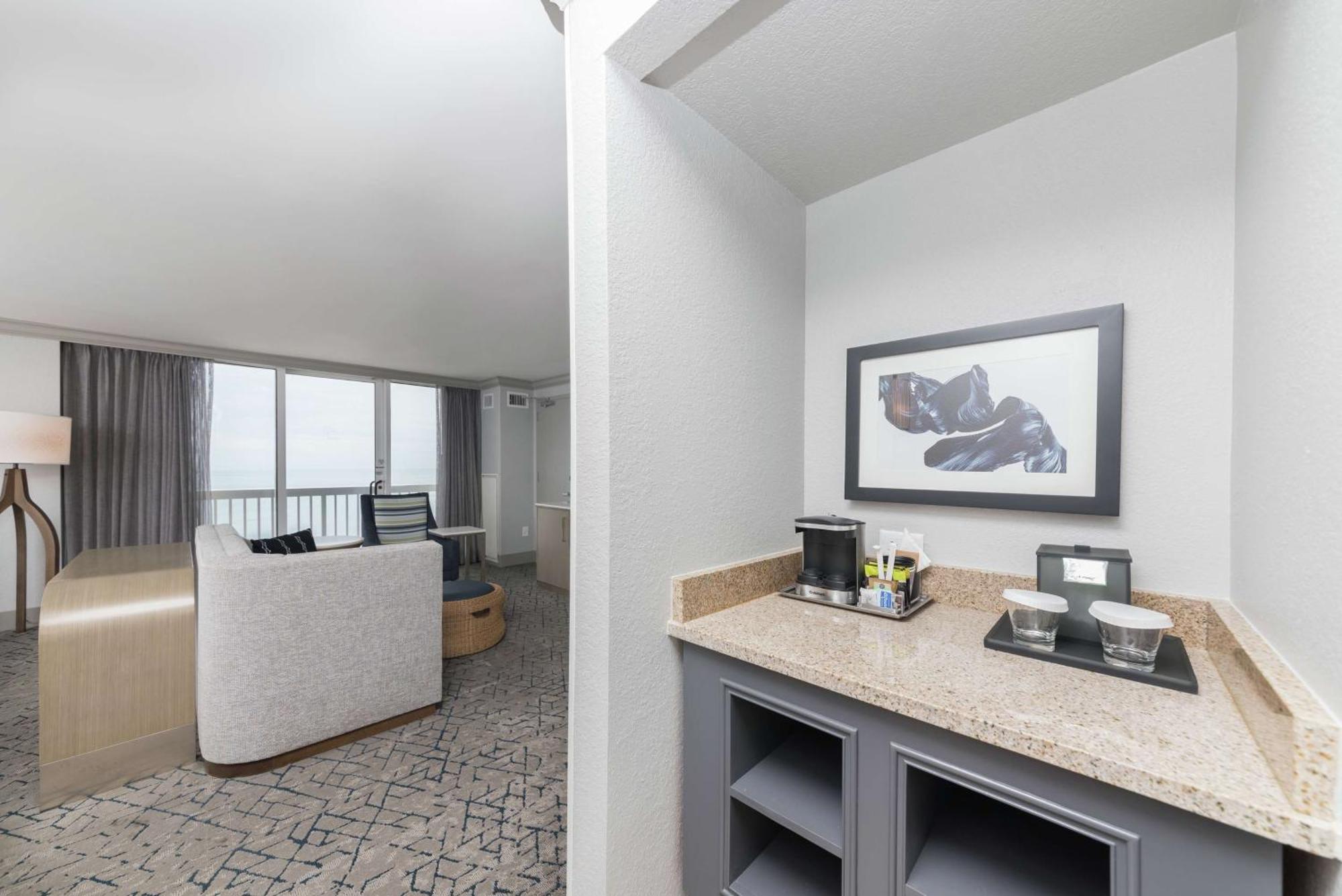 Hilton Melbourne Beach Oceanfront Buitenkant foto
